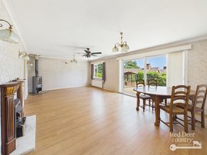 Sitting/Dining Room- click for photo gallery